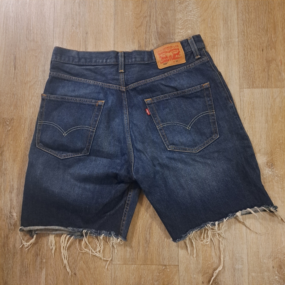 Levi Strauss & Co. 569 Blue Denim Jean Shorts Frayed Hem Men's Size 33" Waist